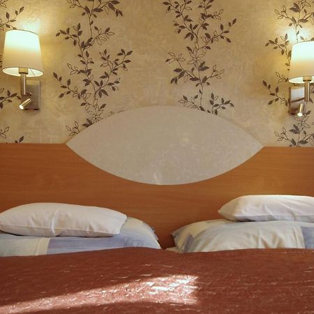 Csigahaz Panzio Hotel Gyula Luaran gambar