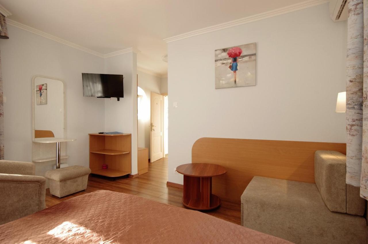 Csigahaz Panzio Hotel Gyula Luaran gambar
